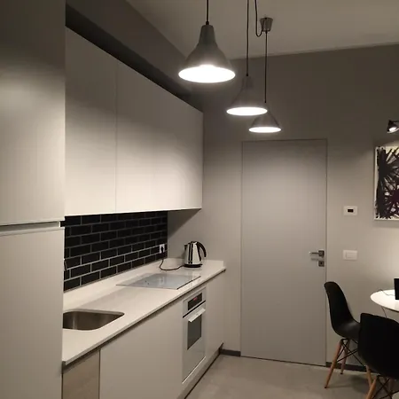 Cozy In Paolo Sarpi With Balcony Apartamento