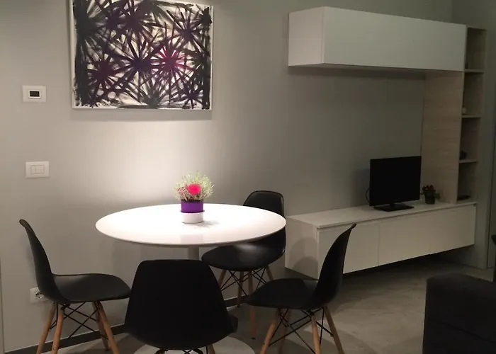 公寓 Cozy In Paolo Sarpi With Balcony 米兰